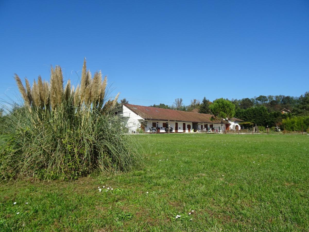Вілла Domaine Les Hirondelles Lucky Domessin Екстер'єр фото